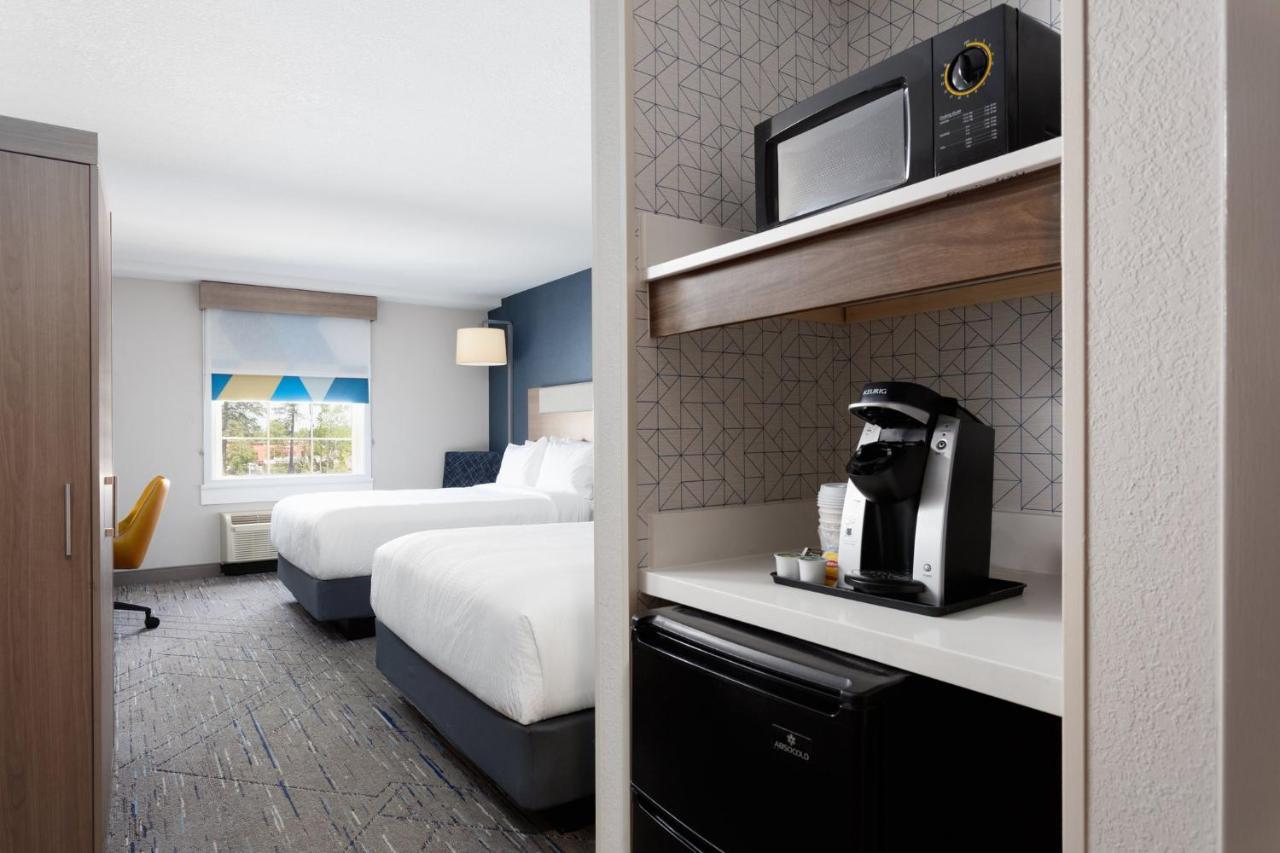 Holiday Inn Express & Suites Williamsburg, An Ihg Hotel Esterno foto