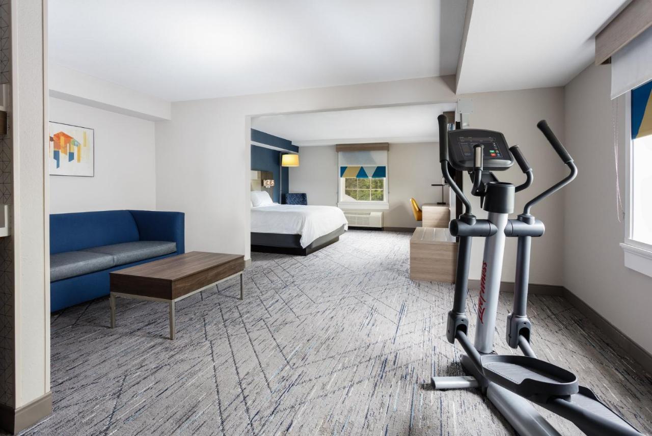 Holiday Inn Express & Suites Williamsburg, An Ihg Hotel Esterno foto