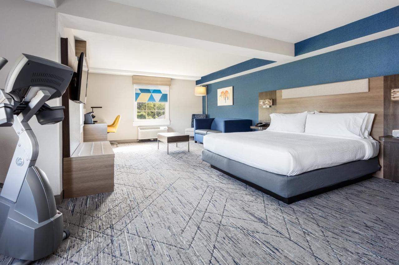 Holiday Inn Express & Suites Williamsburg, An Ihg Hotel Esterno foto