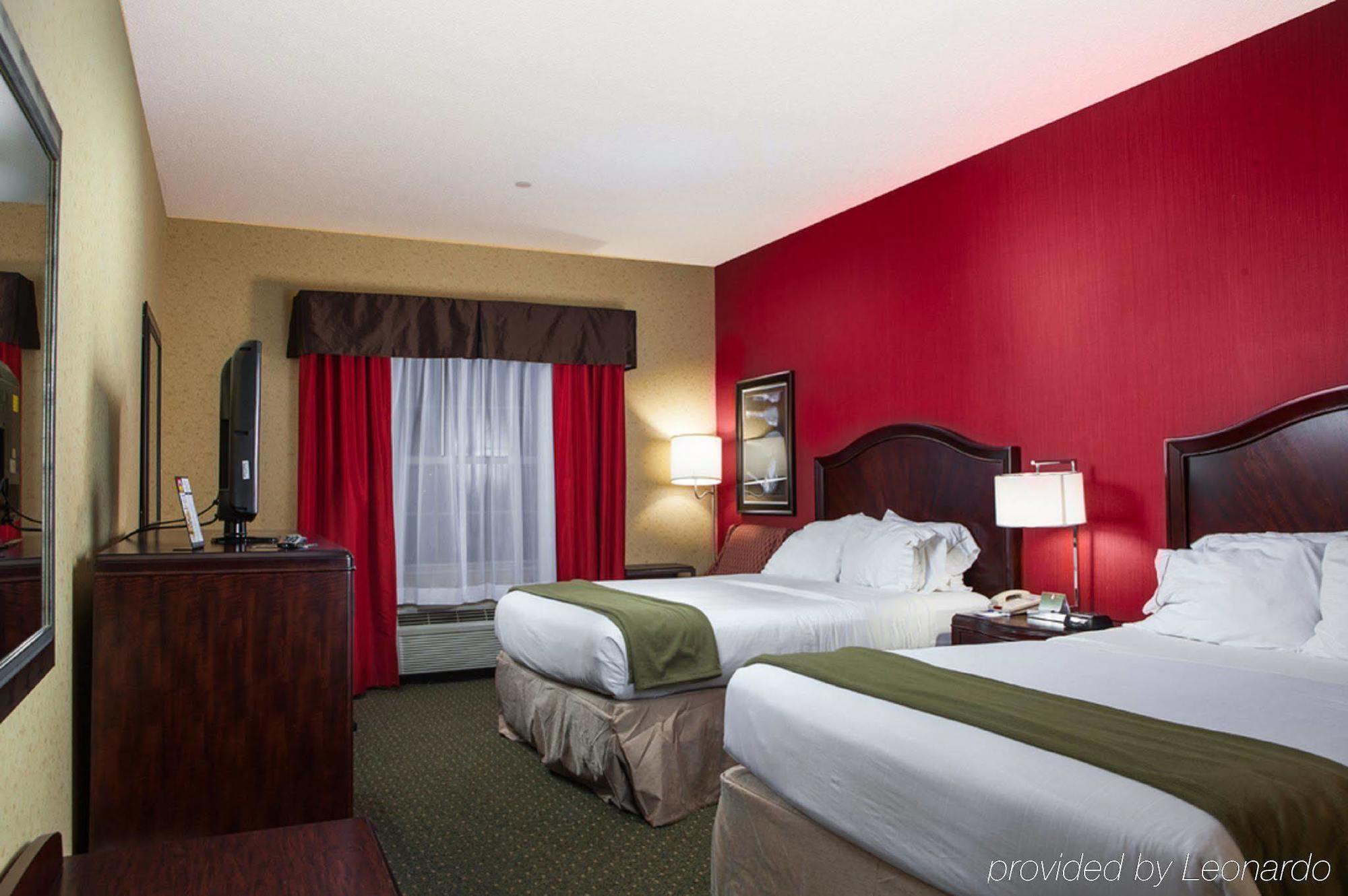 Holiday Inn Express & Suites Williamsburg, An Ihg Hotel Esterno foto